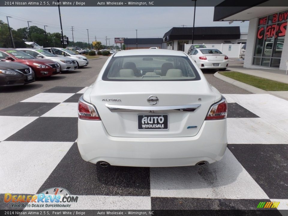 2014 Nissan Altima 2.5 S Pearl White / Beige Photo #4