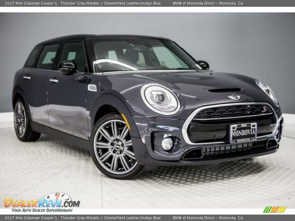 Front 3/4 View of 2017 Mini Clubman Cooper S Photo #11