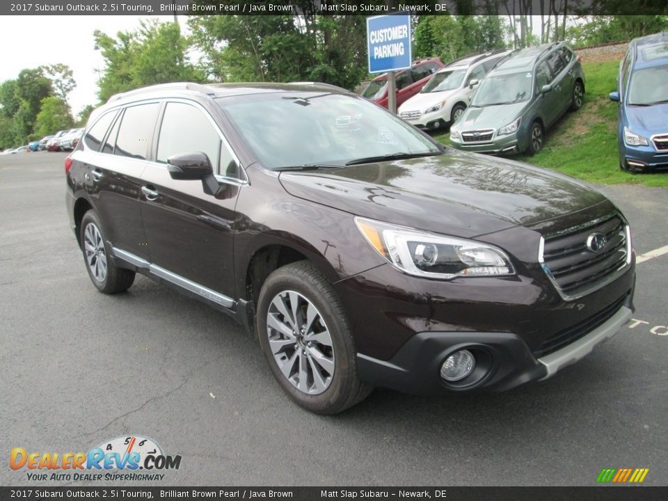 Front 3/4 View of 2017 Subaru Outback 2.5i Touring Photo #4