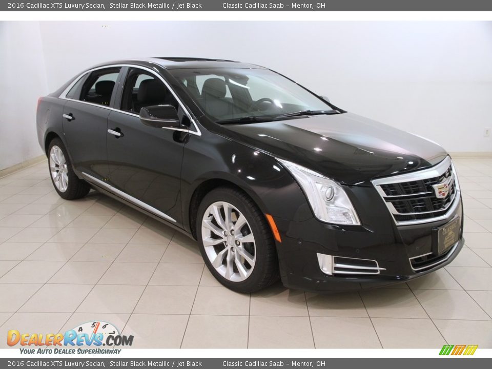 2016 Cadillac XTS Luxury Sedan Stellar Black Metallic / Jet Black Photo #1