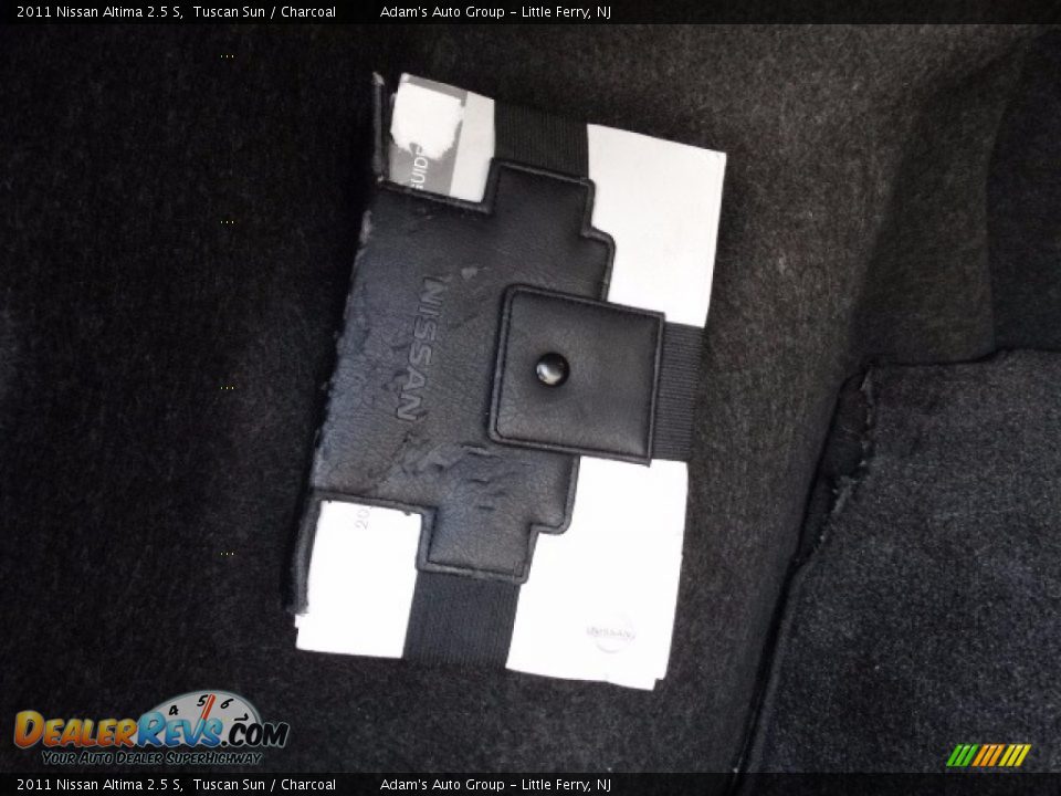 2011 Nissan Altima 2.5 S Tuscan Sun / Charcoal Photo #34