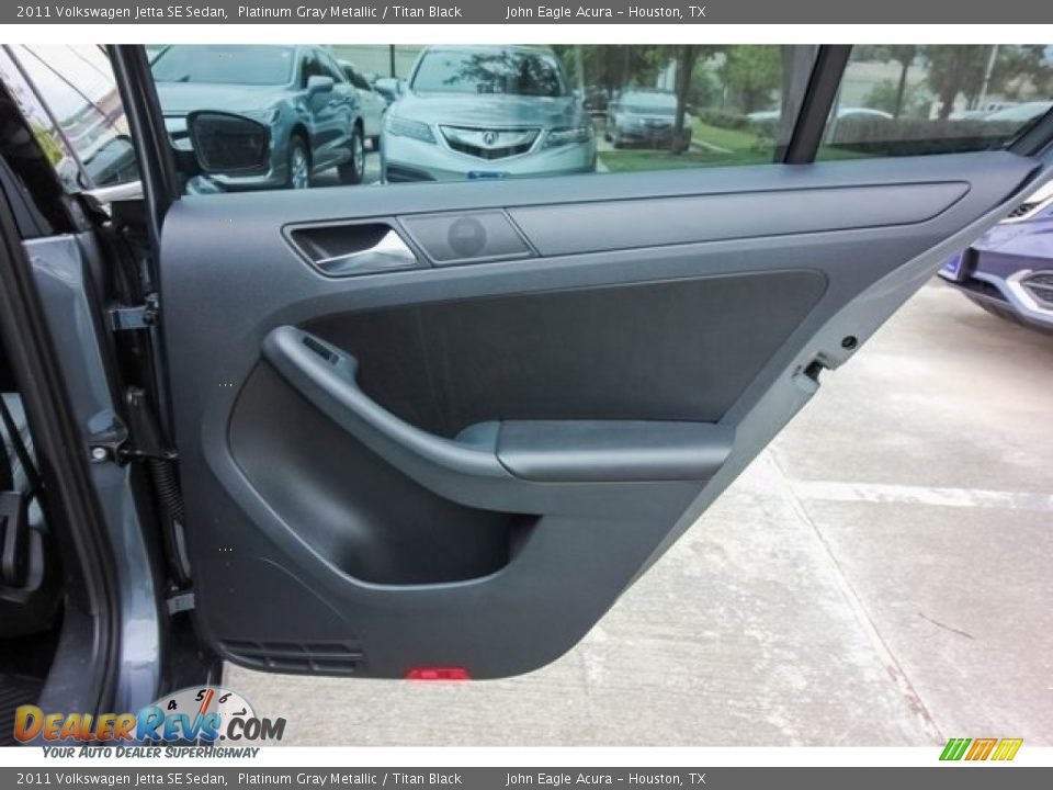 2011 Volkswagen Jetta SE Sedan Platinum Gray Metallic / Titan Black Photo #21