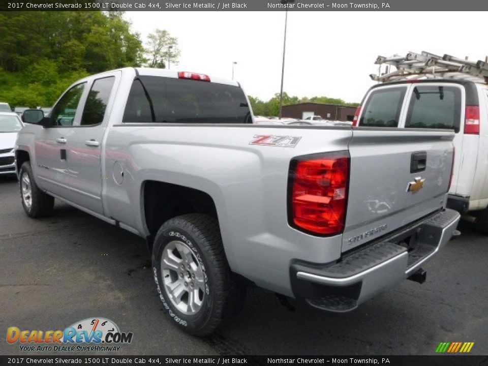 2017 Chevrolet Silverado 1500 LT Double Cab 4x4 Silver Ice Metallic / Jet Black Photo #3