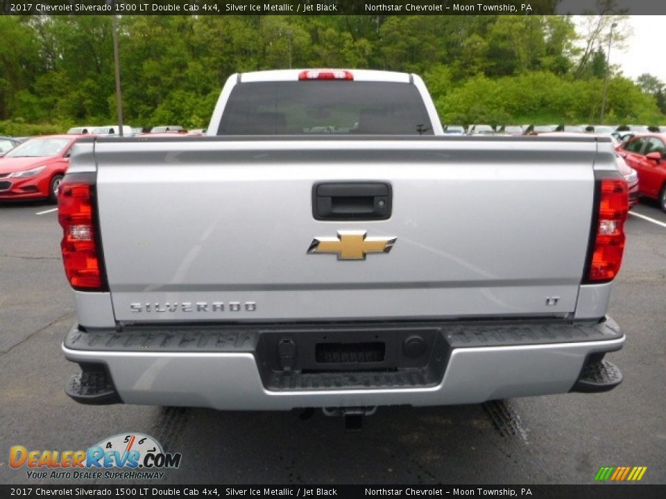 2017 Chevrolet Silverado 1500 LT Double Cab 4x4 Silver Ice Metallic / Jet Black Photo #4