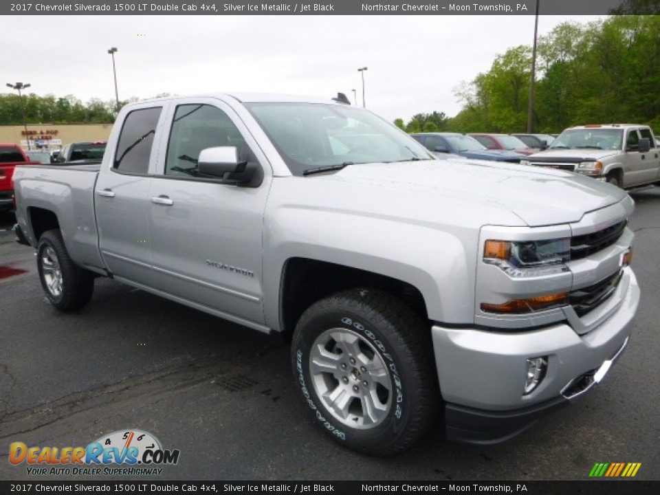 2017 Chevrolet Silverado 1500 LT Double Cab 4x4 Silver Ice Metallic / Jet Black Photo #7