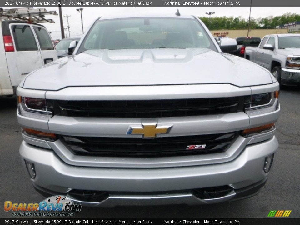 2017 Chevrolet Silverado 1500 LT Double Cab 4x4 Silver Ice Metallic / Jet Black Photo #8