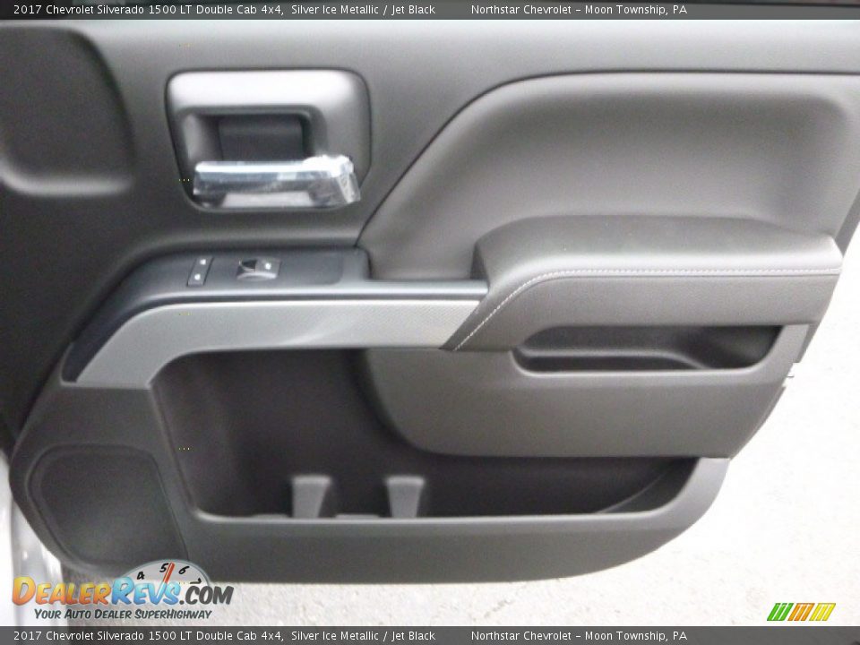 2017 Chevrolet Silverado 1500 LT Double Cab 4x4 Silver Ice Metallic / Jet Black Photo #10