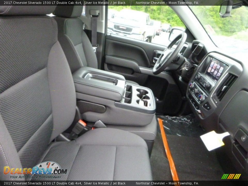 2017 Chevrolet Silverado 1500 LT Double Cab 4x4 Silver Ice Metallic / Jet Black Photo #11