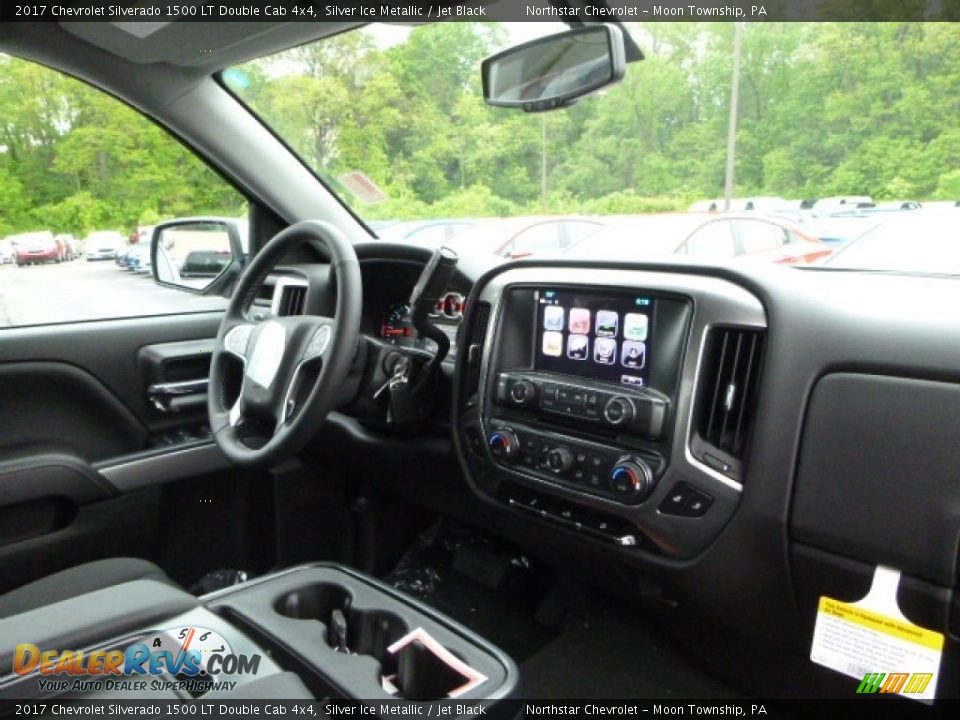 2017 Chevrolet Silverado 1500 LT Double Cab 4x4 Silver Ice Metallic / Jet Black Photo #12