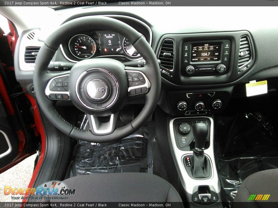 Dashboard of 2017 Jeep Compass Sport 4x4 Photo #5