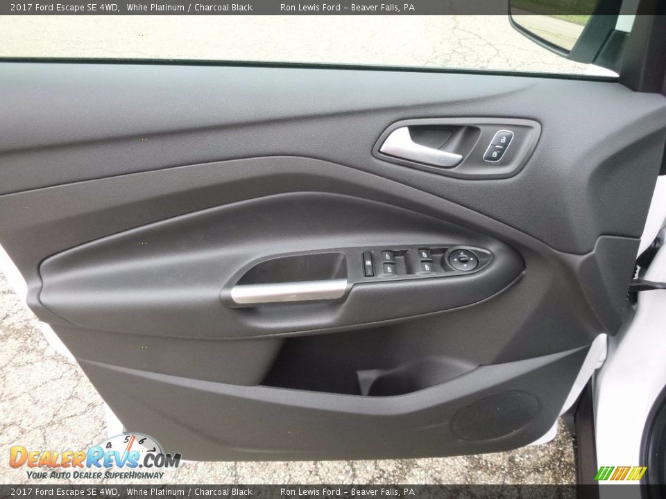 2017 Ford Escape SE 4WD White Platinum / Charcoal Black Photo #14