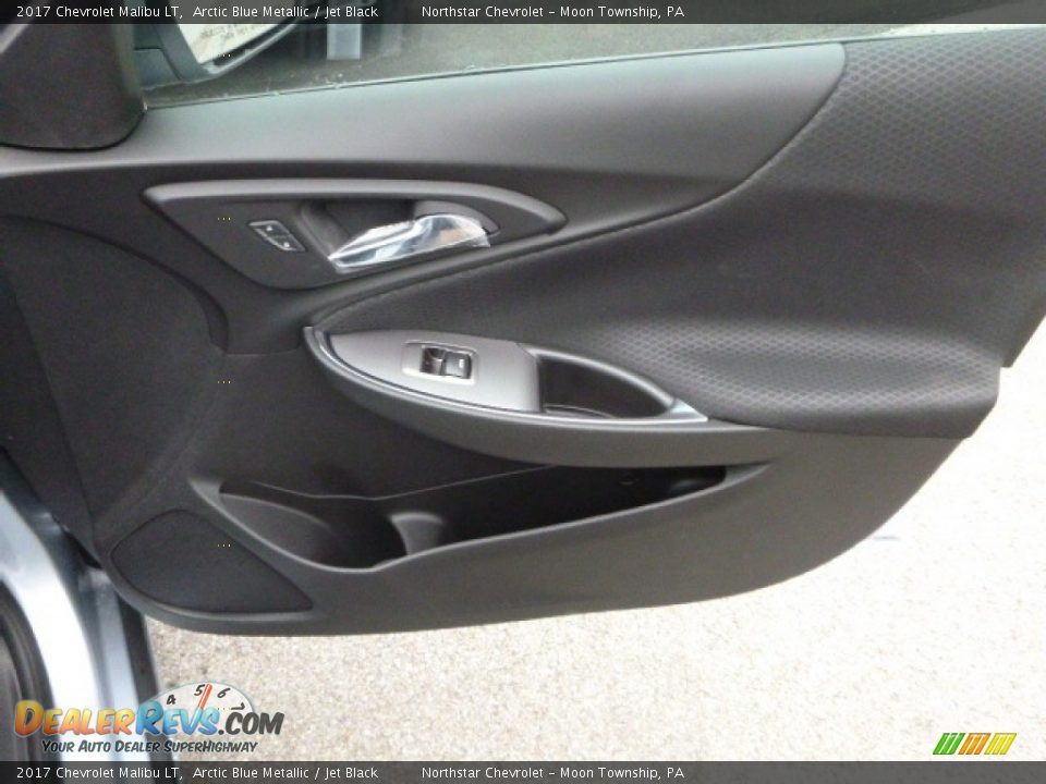 2017 Chevrolet Malibu LT Arctic Blue Metallic / Jet Black Photo #10