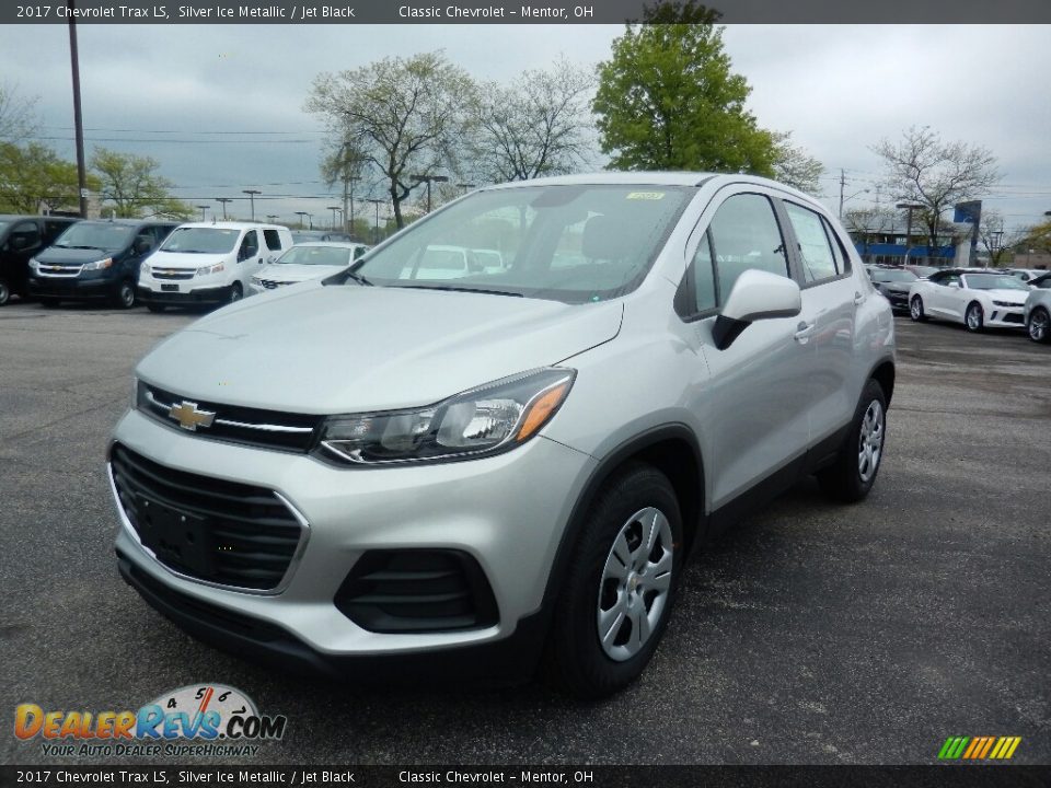 2017 Chevrolet Trax LS Silver Ice Metallic / Jet Black Photo #1