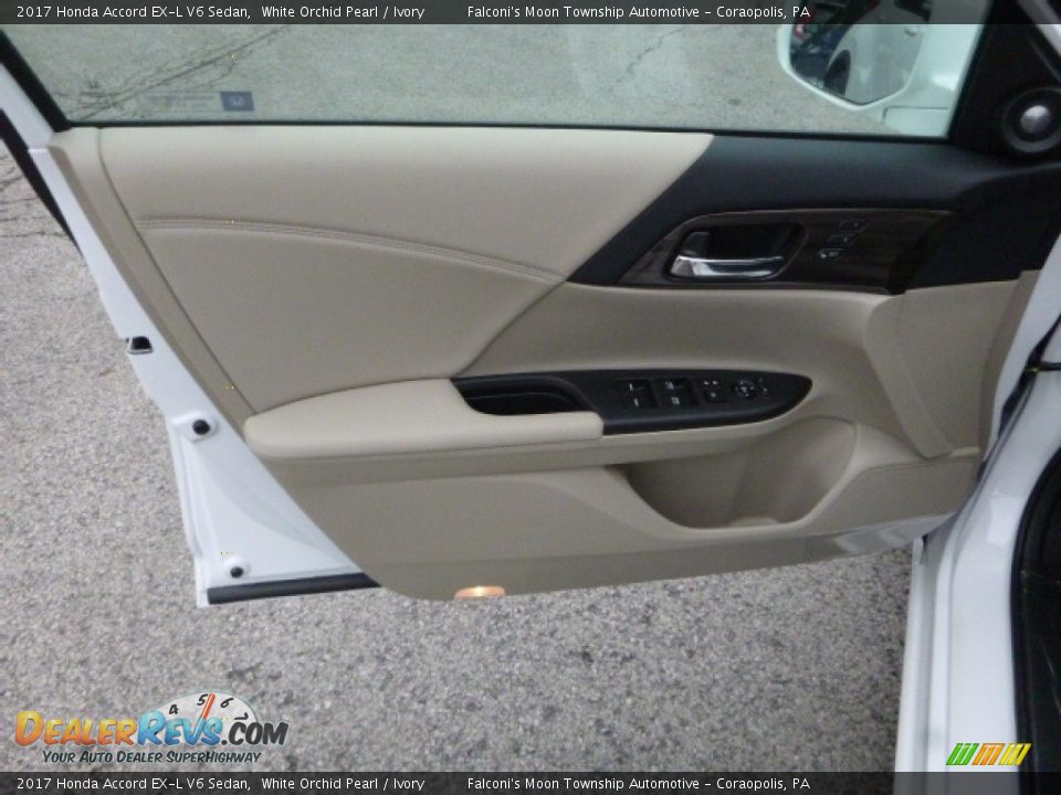 2017 Honda Accord EX-L V6 Sedan White Orchid Pearl / Ivory Photo #11