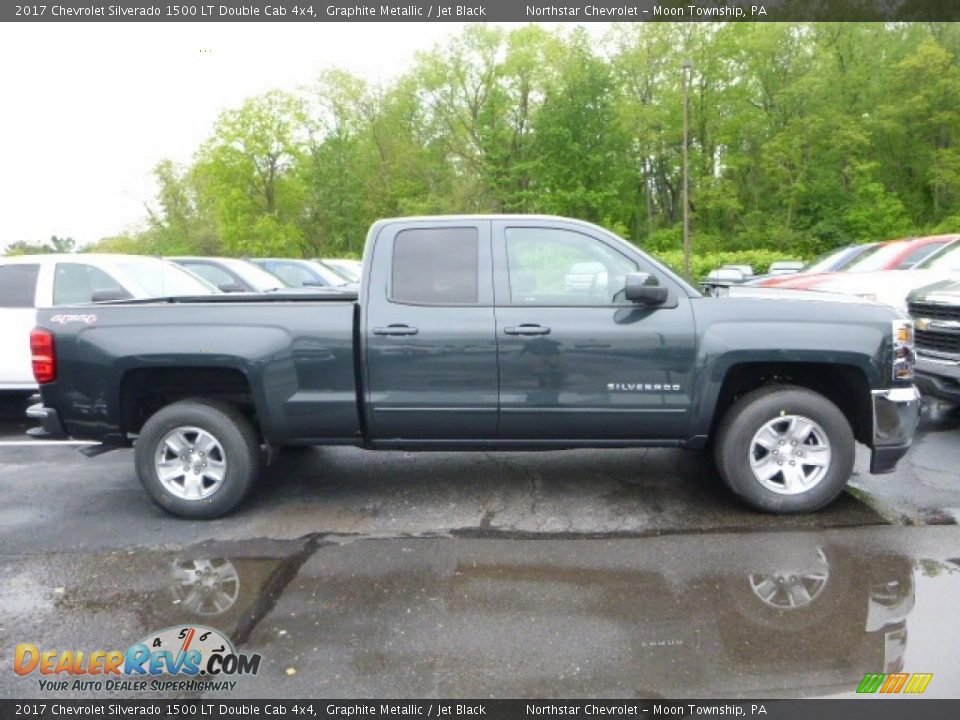 2017 Chevrolet Silverado 1500 LT Double Cab 4x4 Graphite Metallic / Jet Black Photo #6
