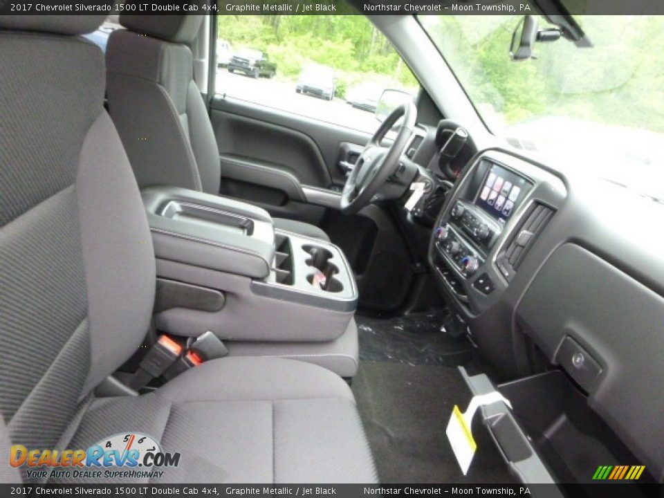 2017 Chevrolet Silverado 1500 LT Double Cab 4x4 Graphite Metallic / Jet Black Photo #10