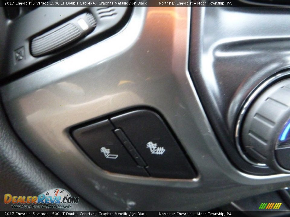 2017 Chevrolet Silverado 1500 LT Double Cab 4x4 Graphite Metallic / Jet Black Photo #20