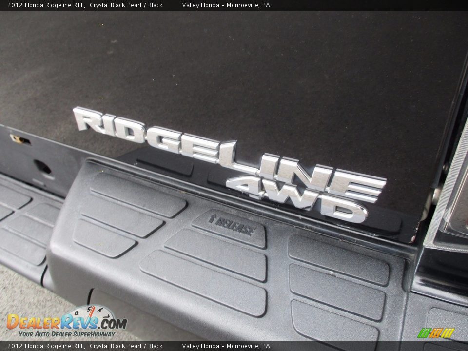 2012 Honda Ridgeline RTL Crystal Black Pearl / Black Photo #7