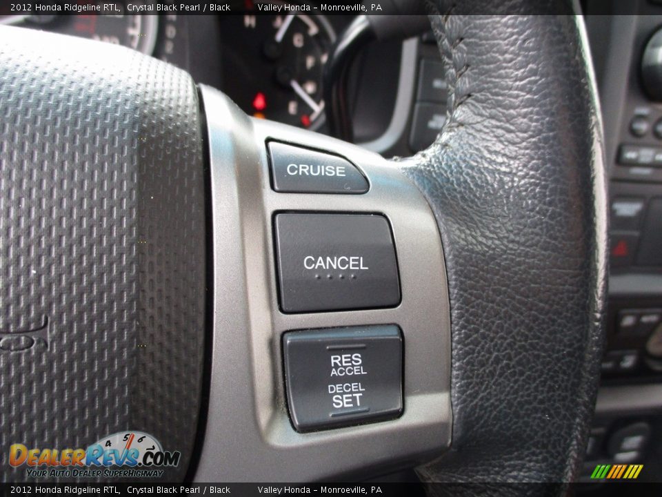 Controls of 2012 Honda Ridgeline RTL Photo #18