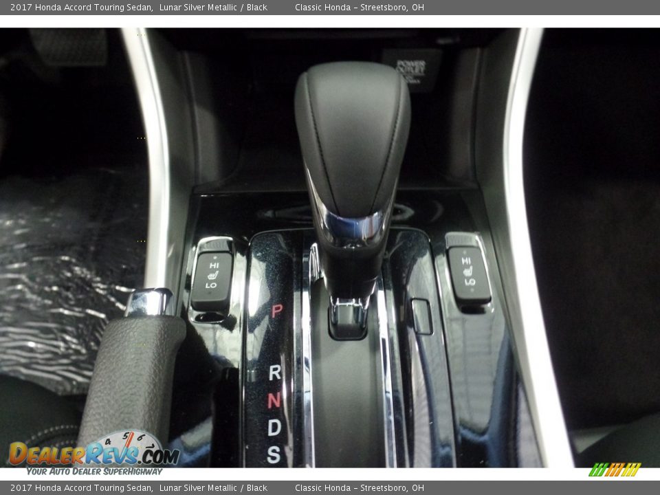 2017 Honda Accord Touring Sedan Lunar Silver Metallic / Black Photo #13