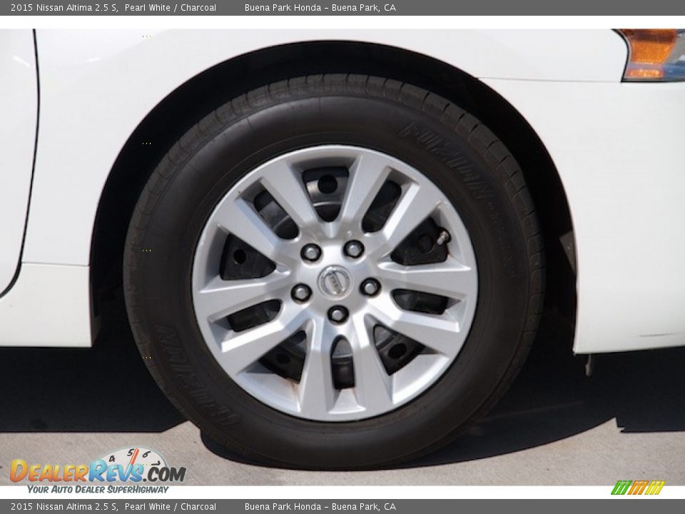 2015 Nissan Altima 2.5 S Pearl White / Charcoal Photo #28