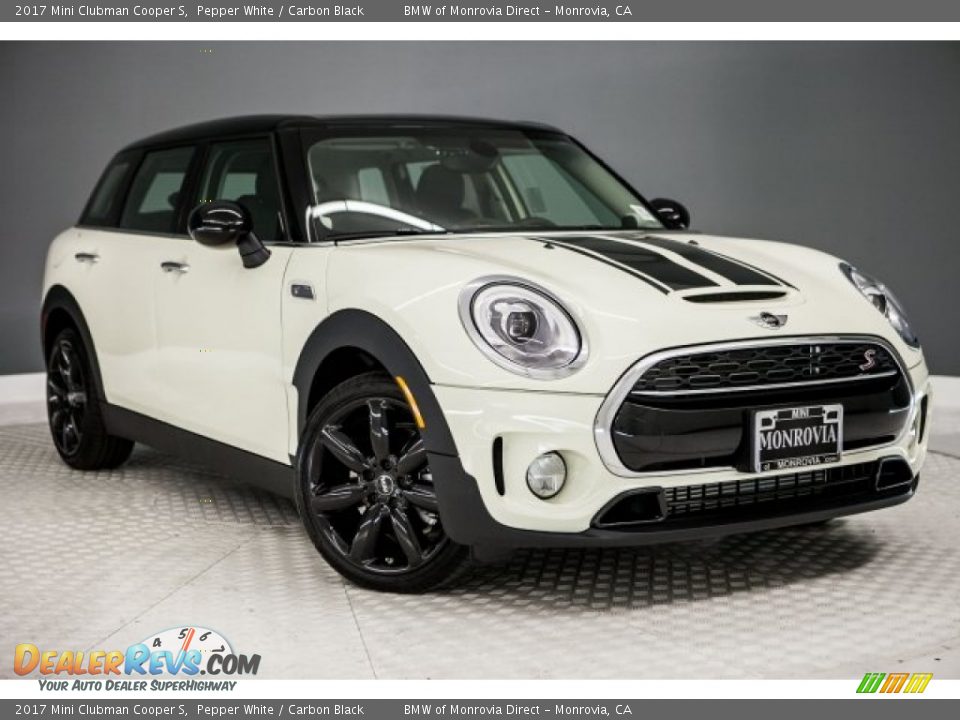 Front 3/4 View of 2017 Mini Clubman Cooper S Photo #12