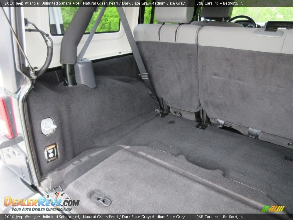 2010 Jeep Wrangler Unlimited Sahara 4x4 Natural Green Pearl / Dark Slate Gray/Medium Slate Gray Photo #18