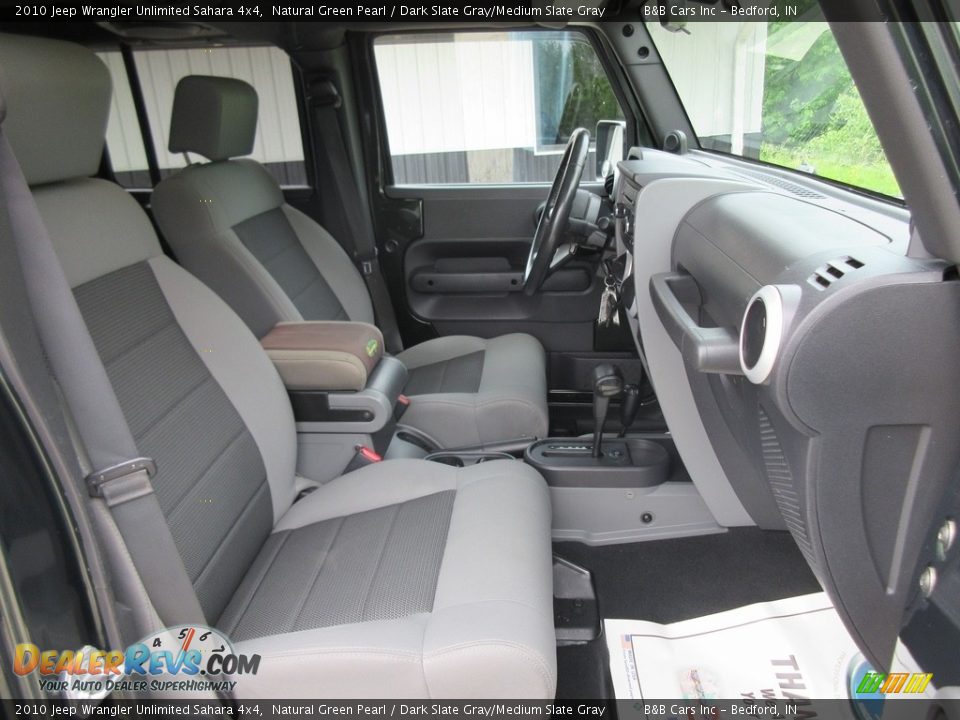 2010 Jeep Wrangler Unlimited Sahara 4x4 Natural Green Pearl / Dark Slate Gray/Medium Slate Gray Photo #29