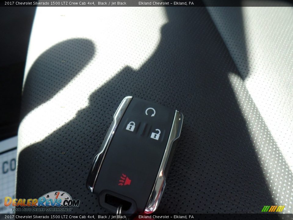 2017 Chevrolet Silverado 1500 LTZ Crew Cab 4x4 Black / Jet Black Photo #22