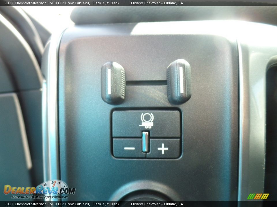 2017 Chevrolet Silverado 1500 LTZ Crew Cab 4x4 Black / Jet Black Photo #29