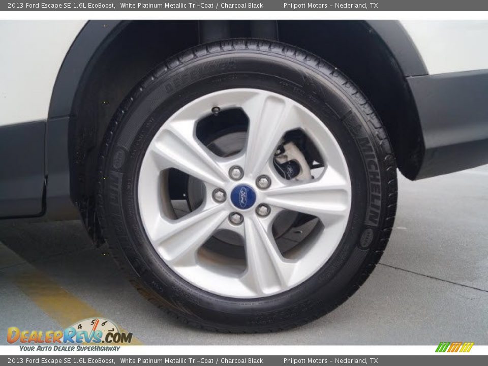 2013 Ford Escape SE 1.6L EcoBoost White Platinum Metallic Tri-Coat / Charcoal Black Photo #15