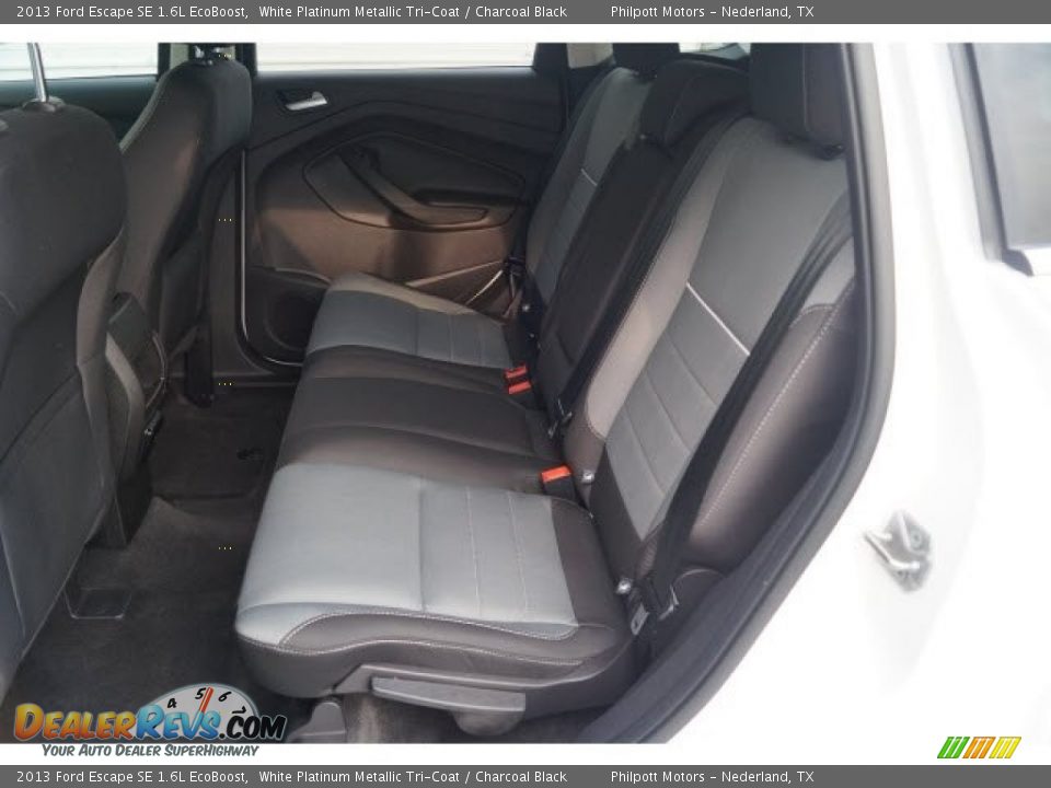 2013 Ford Escape SE 1.6L EcoBoost White Platinum Metallic Tri-Coat / Charcoal Black Photo #17