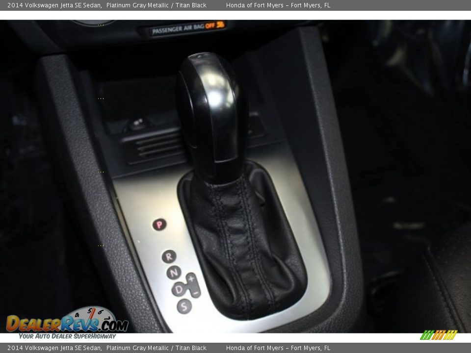 2014 Volkswagen Jetta SE Sedan Platinum Gray Metallic / Titan Black Photo #19