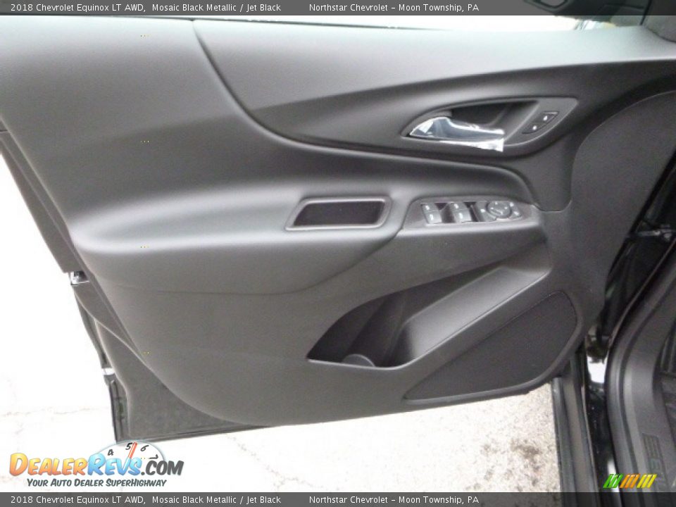 2018 Chevrolet Equinox LT AWD Mosaic Black Metallic / Jet Black Photo #15