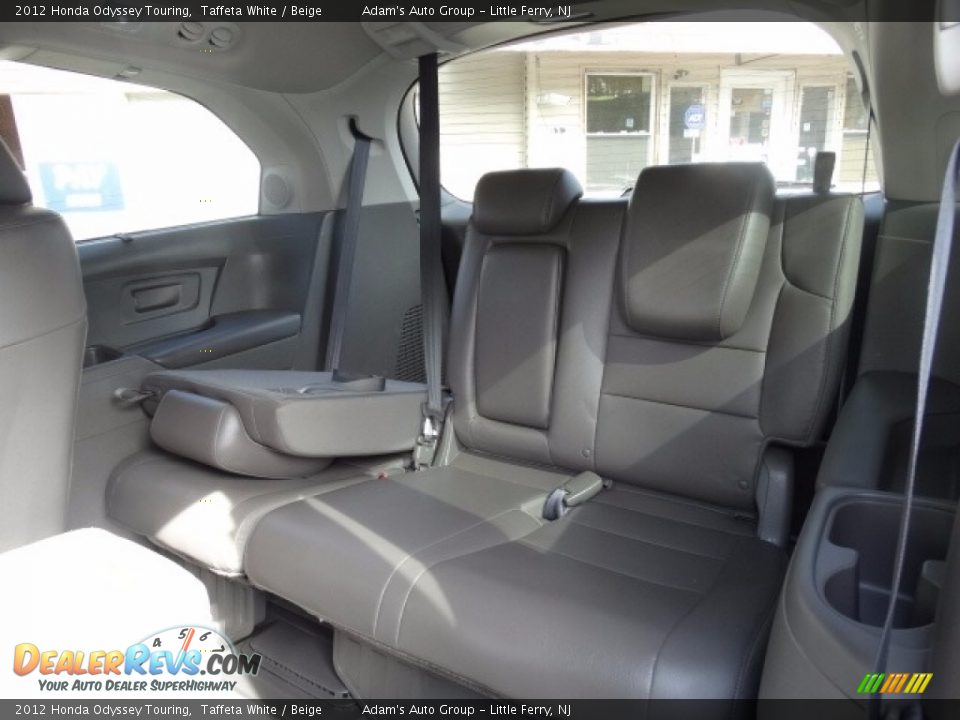 2012 Honda Odyssey Touring Taffeta White / Beige Photo #12