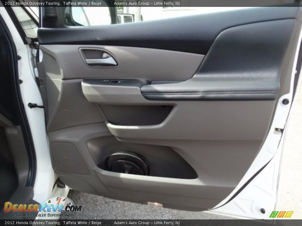 2012 Honda Odyssey Touring Taffeta White / Beige Photo #15