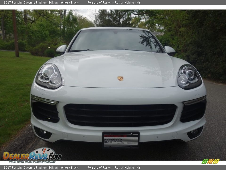2017 Porsche Cayenne Platinum Edition White / Black Photo #2