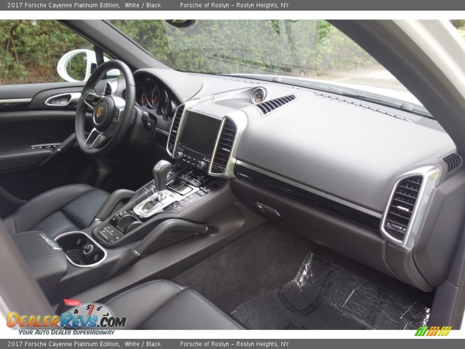 Dashboard of 2017 Porsche Cayenne Platinum Edition Photo #16