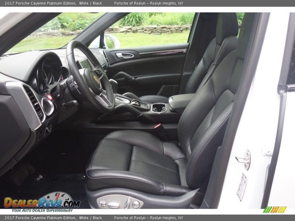 Front Seat of 2017 Porsche Cayenne Platinum Edition Photo #18