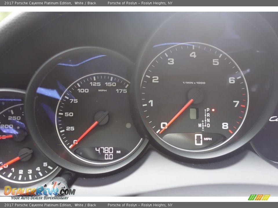 2017 Porsche Cayenne Platinum Edition White / Black Photo #21