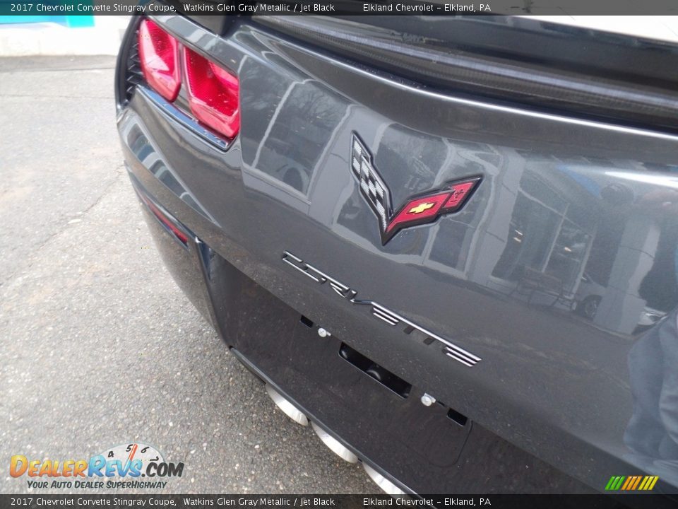 2017 Chevrolet Corvette Stingray Coupe Watkins Glen Gray Metallic / Jet Black Photo #16