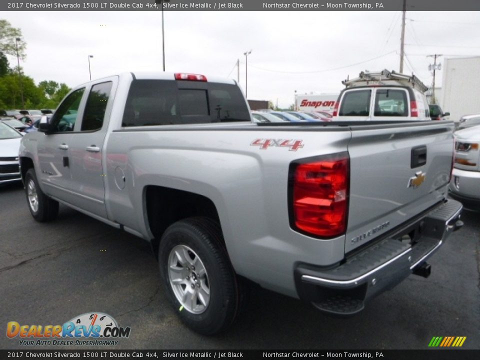2017 Chevrolet Silverado 1500 LT Double Cab 4x4 Silver Ice Metallic / Jet Black Photo #3