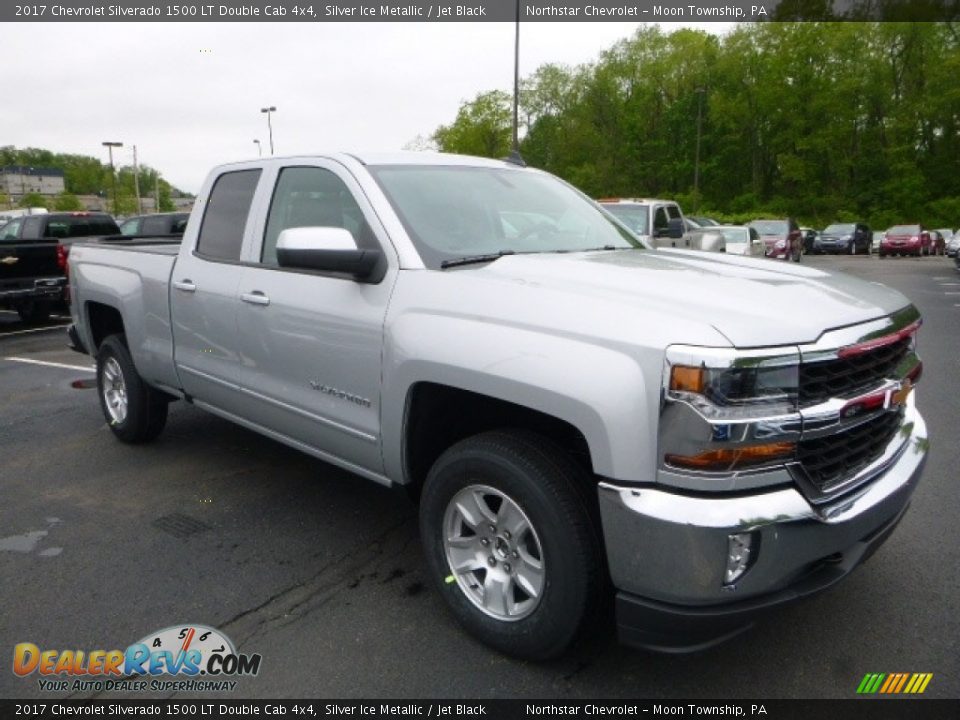 2017 Chevrolet Silverado 1500 LT Double Cab 4x4 Silver Ice Metallic / Jet Black Photo #7