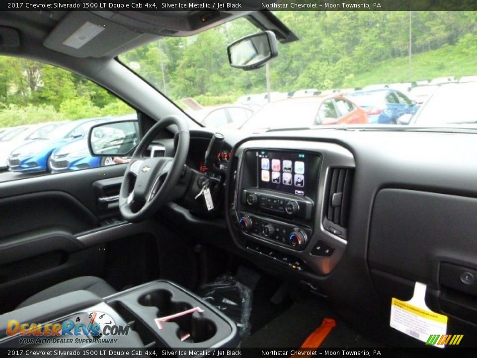 2017 Chevrolet Silverado 1500 LT Double Cab 4x4 Silver Ice Metallic / Jet Black Photo #12