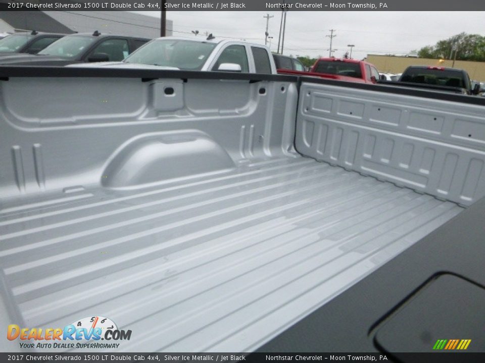 2017 Chevrolet Silverado 1500 LT Double Cab 4x4 Silver Ice Metallic / Jet Black Photo #13