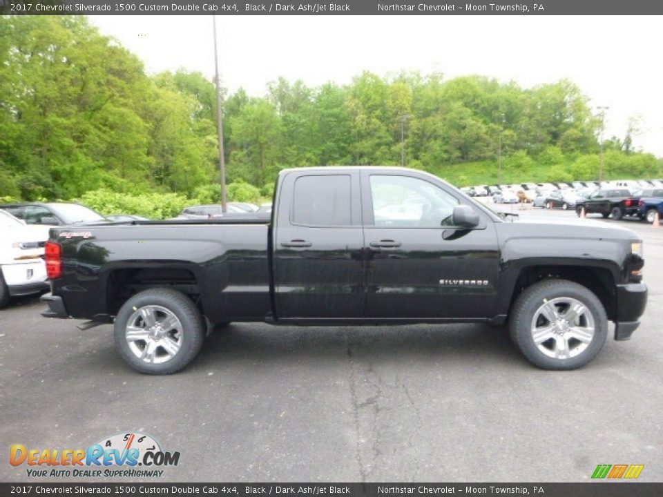 2017 Chevrolet Silverado 1500 Custom Double Cab 4x4 Black / Dark Ash/Jet Black Photo #6
