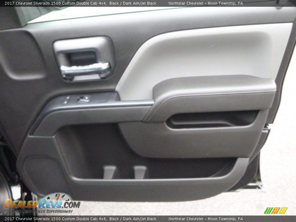 2017 Chevrolet Silverado 1500 Custom Double Cab 4x4 Black / Dark Ash/Jet Black Photo #10