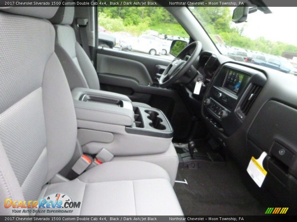 2017 Chevrolet Silverado 1500 Custom Double Cab 4x4 Black / Dark Ash/Jet Black Photo #11