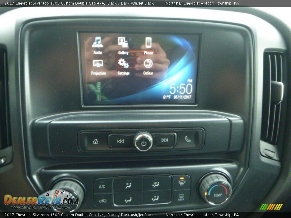 2017 Chevrolet Silverado 1500 Custom Double Cab 4x4 Black / Dark Ash/Jet Black Photo #17