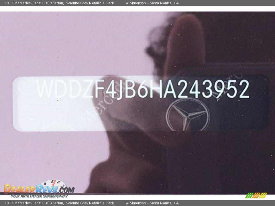 2017 Mercedes-Benz E 300 Sedan Selenite Grey Metallic / Black Photo #10